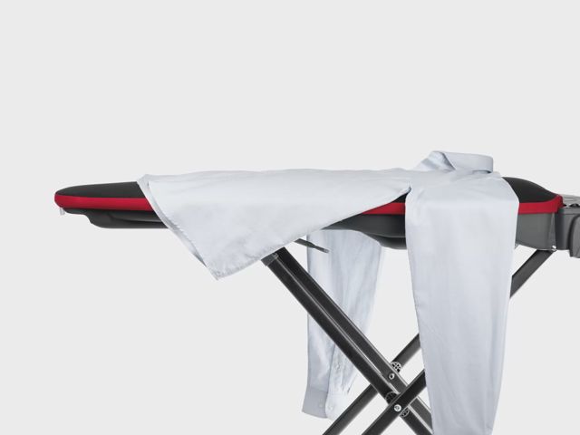 Bosch Table A Repasser Chauffante TDN1700P