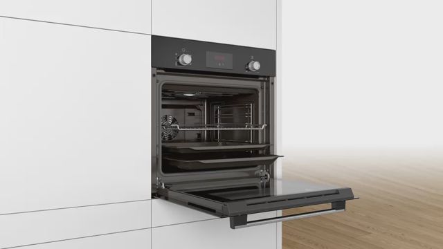 Bosch four encastrable 60cm serie 4 HBF113BA0Q