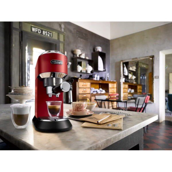 Delonghi Dedica Machine à café expresso EC685M