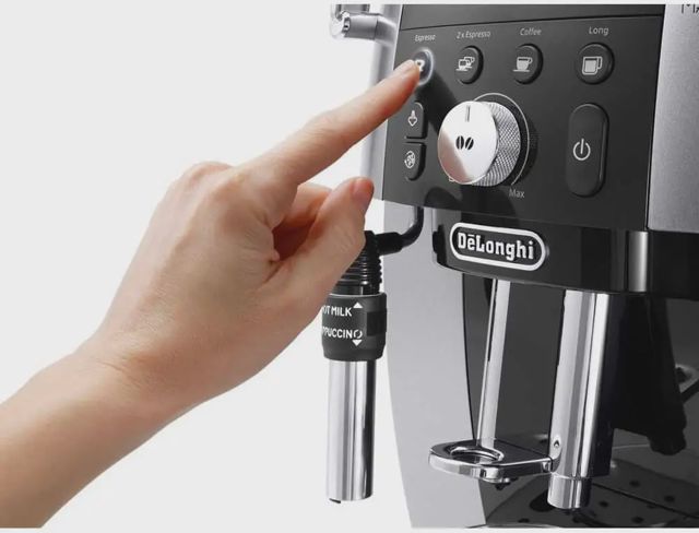 Delonghi cafétière magnifica S smart ECAM 250.23.SB