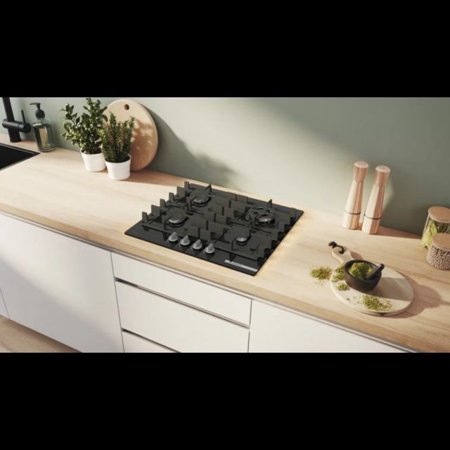 Bosch plaque de cuisson série 4 PNH6B6K4X 60cm