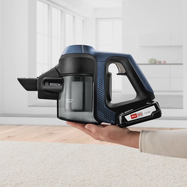Bosch Aspirateur Balai BCS611P4A